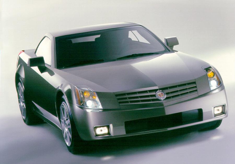  Cadillac XLR Roadster 2004 года  (фото 128 из 128)